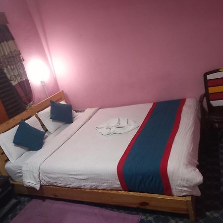 Galaxy Inn Guest House 포카라 외부 사진