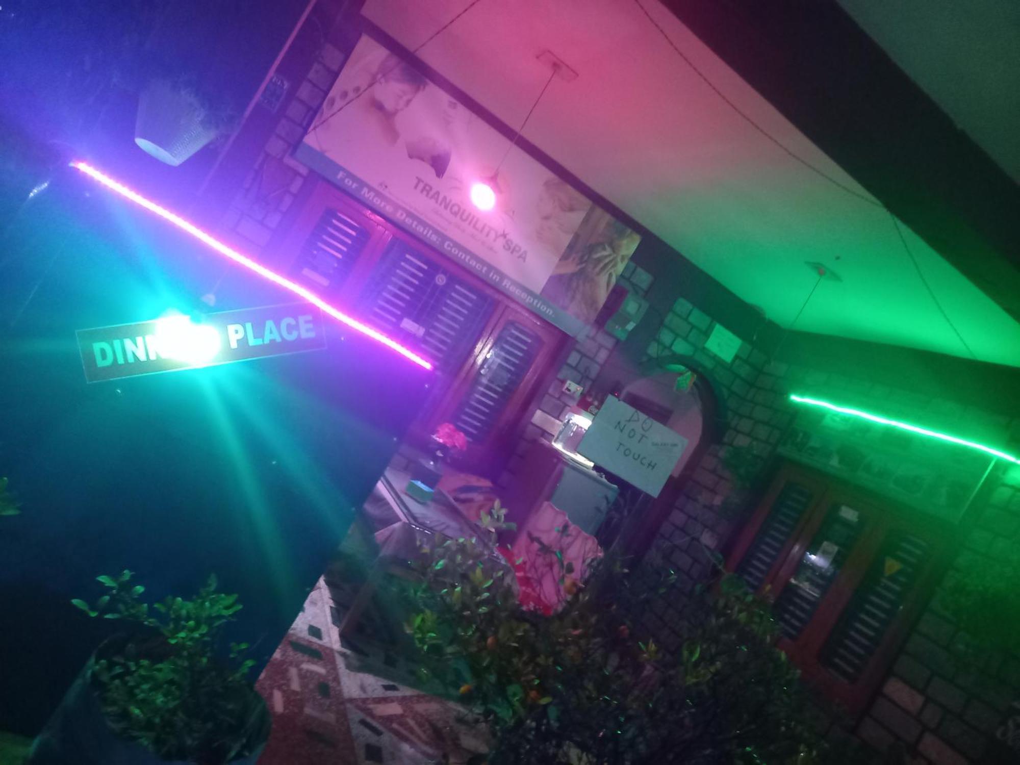 Galaxy Inn Guest House 포카라 외부 사진