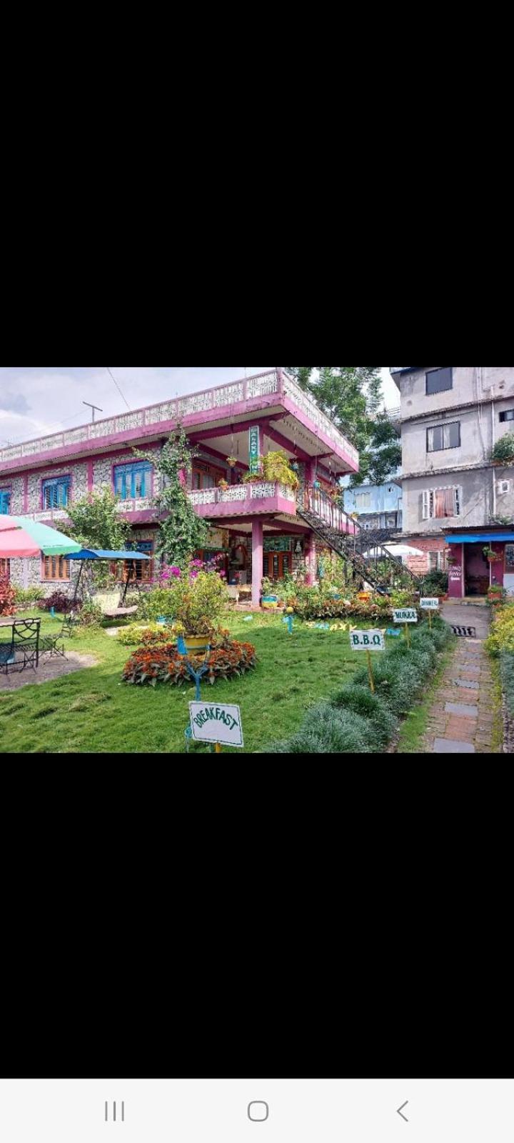 Galaxy Inn Guest House 포카라 외부 사진