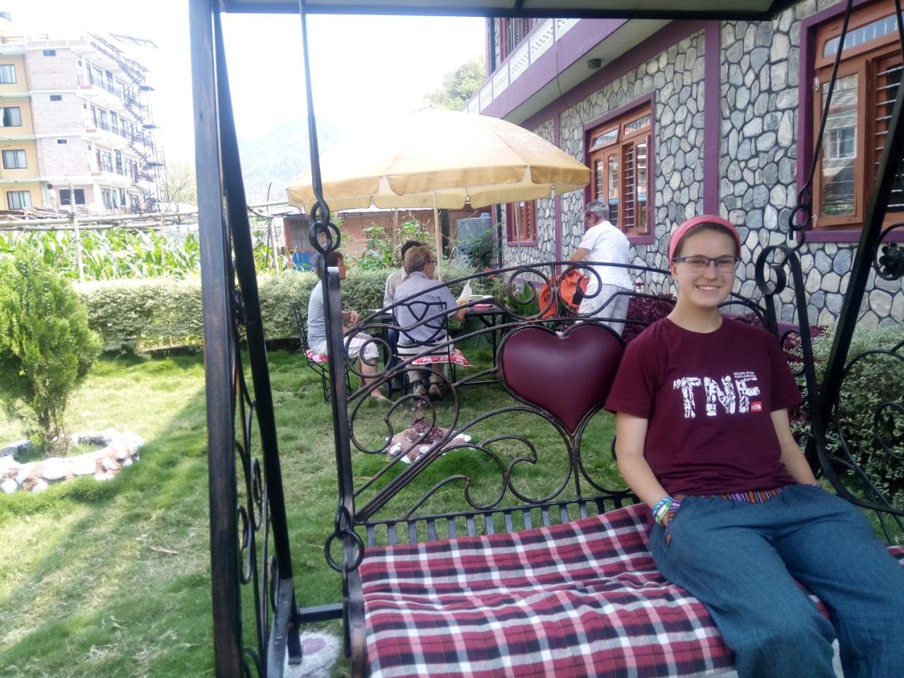 Galaxy Inn Guest House 포카라 외부 사진