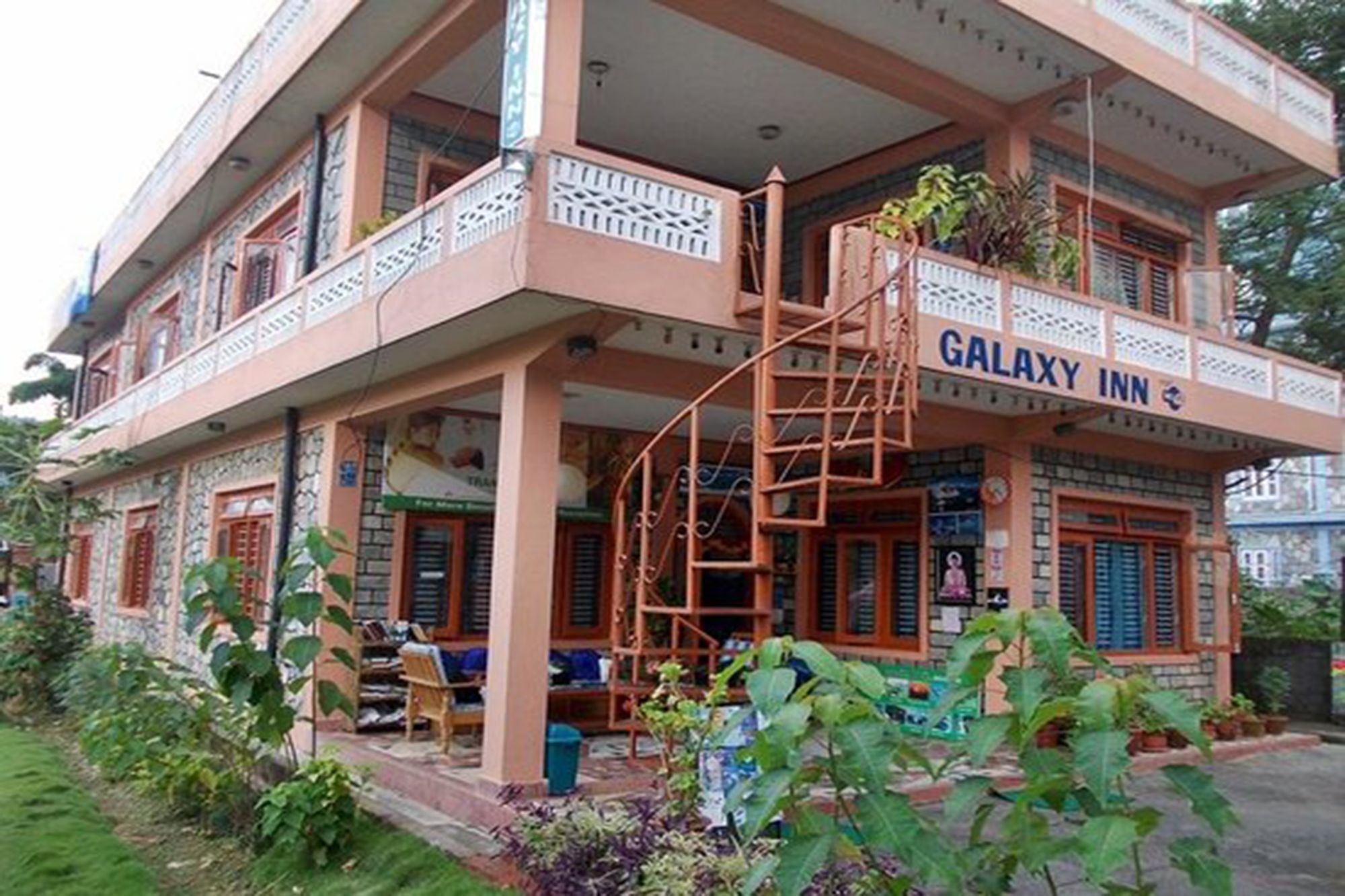 Galaxy Inn Guest House 포카라 외부 사진